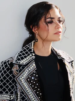 adeliya_petrosian-photo-Da6IzQKEd9P-20260718_060348_751241366.webp